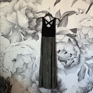 Mudd black and cream patterned maxi dress size S